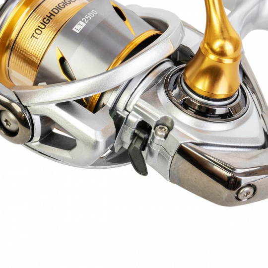 Катушка DAIWA 21 FREAMS LT 2500-XH